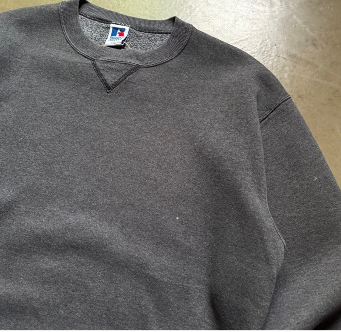 택포) 90s 러셀 USA made 차콜 블랙 스웻셔츠 105 판매 상품이미지3