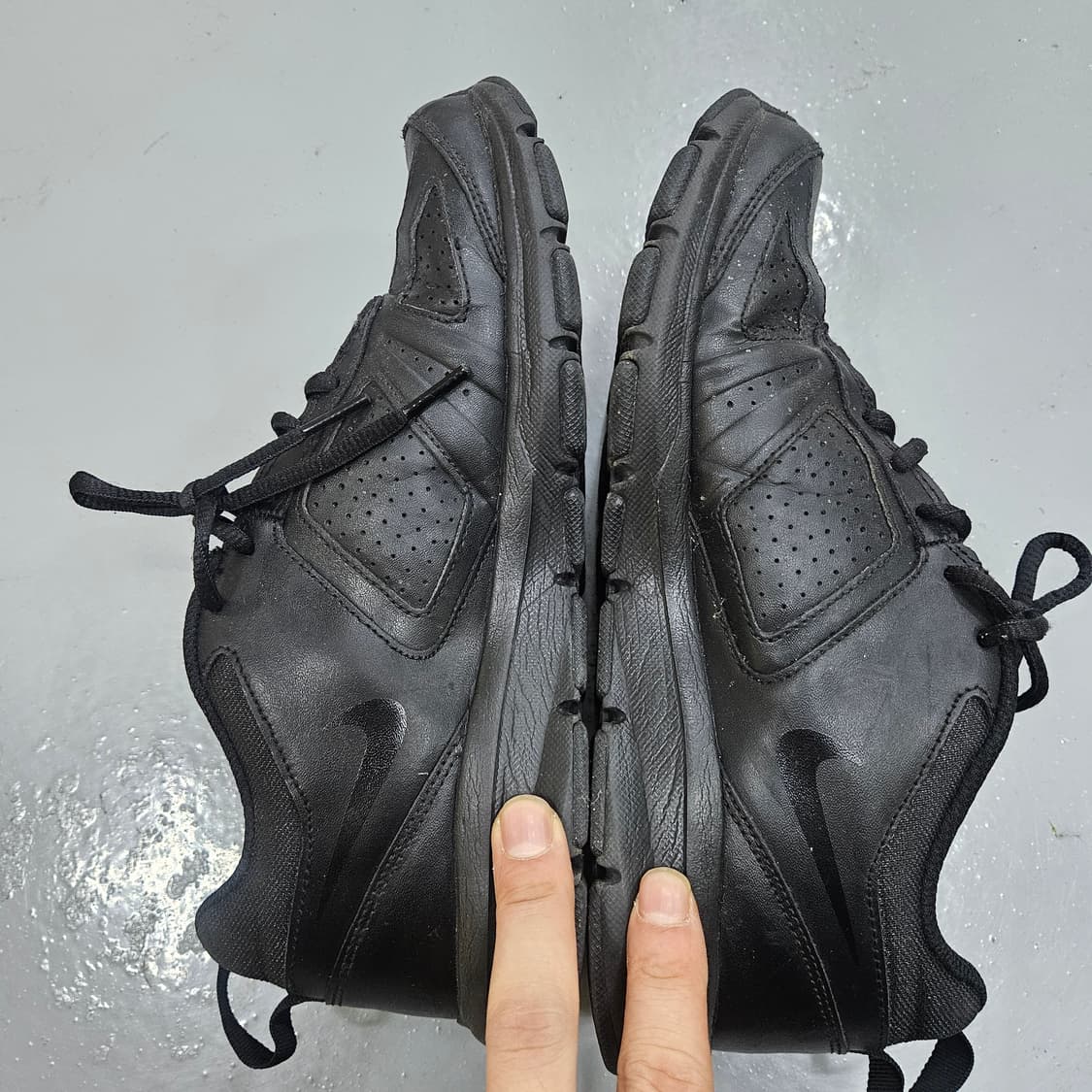 255 나이키 티라이트 운동화 0406Y 상품이미지5