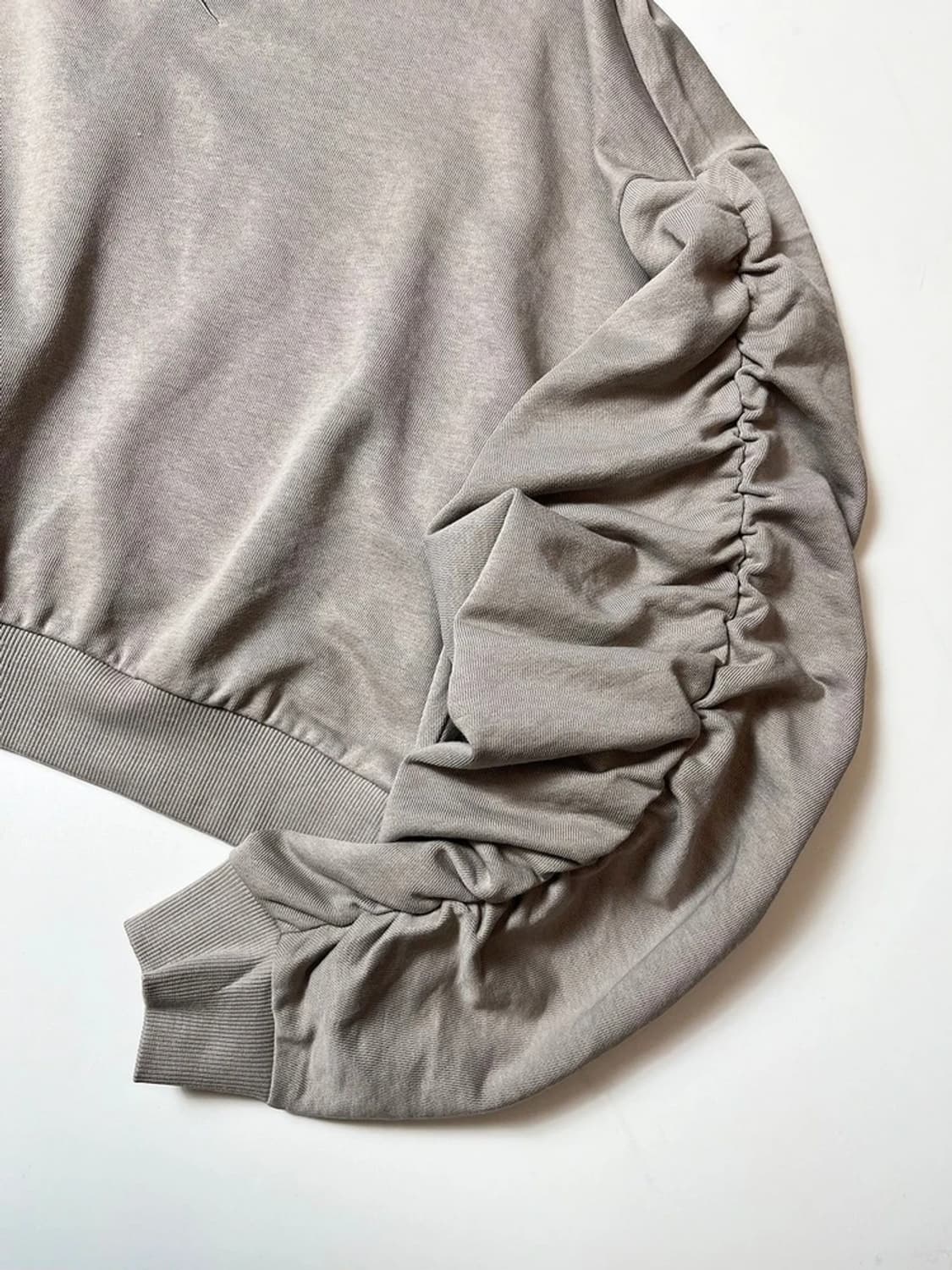 리복 REEBOK 22ss 오버핏 커버업 크롭 맨투맨 PN8753 상품이미지4