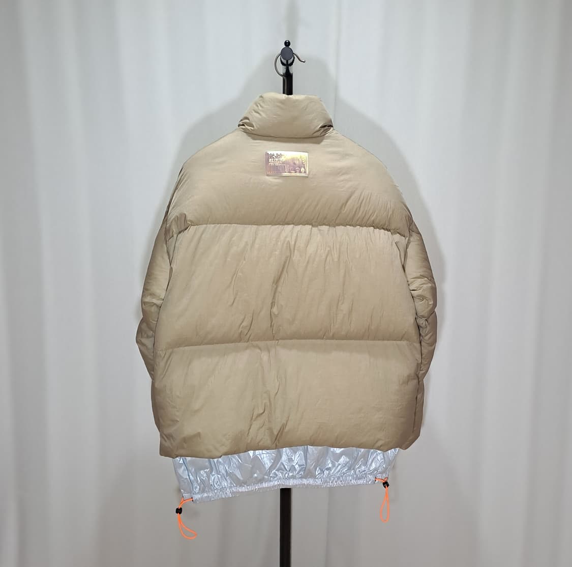 (택포) NSAD 스트릿 스커트 디테일 오버핏 다운 L B80 상품이미지5