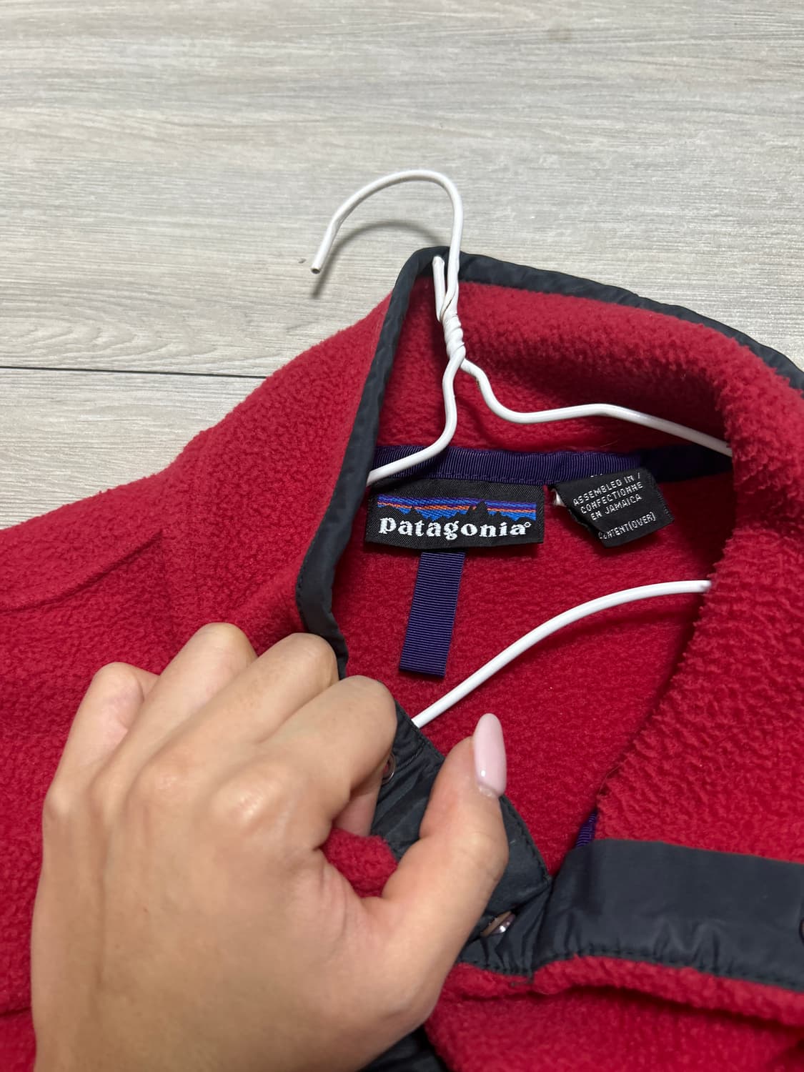 파타고니아 레드 상의 상품이미지3