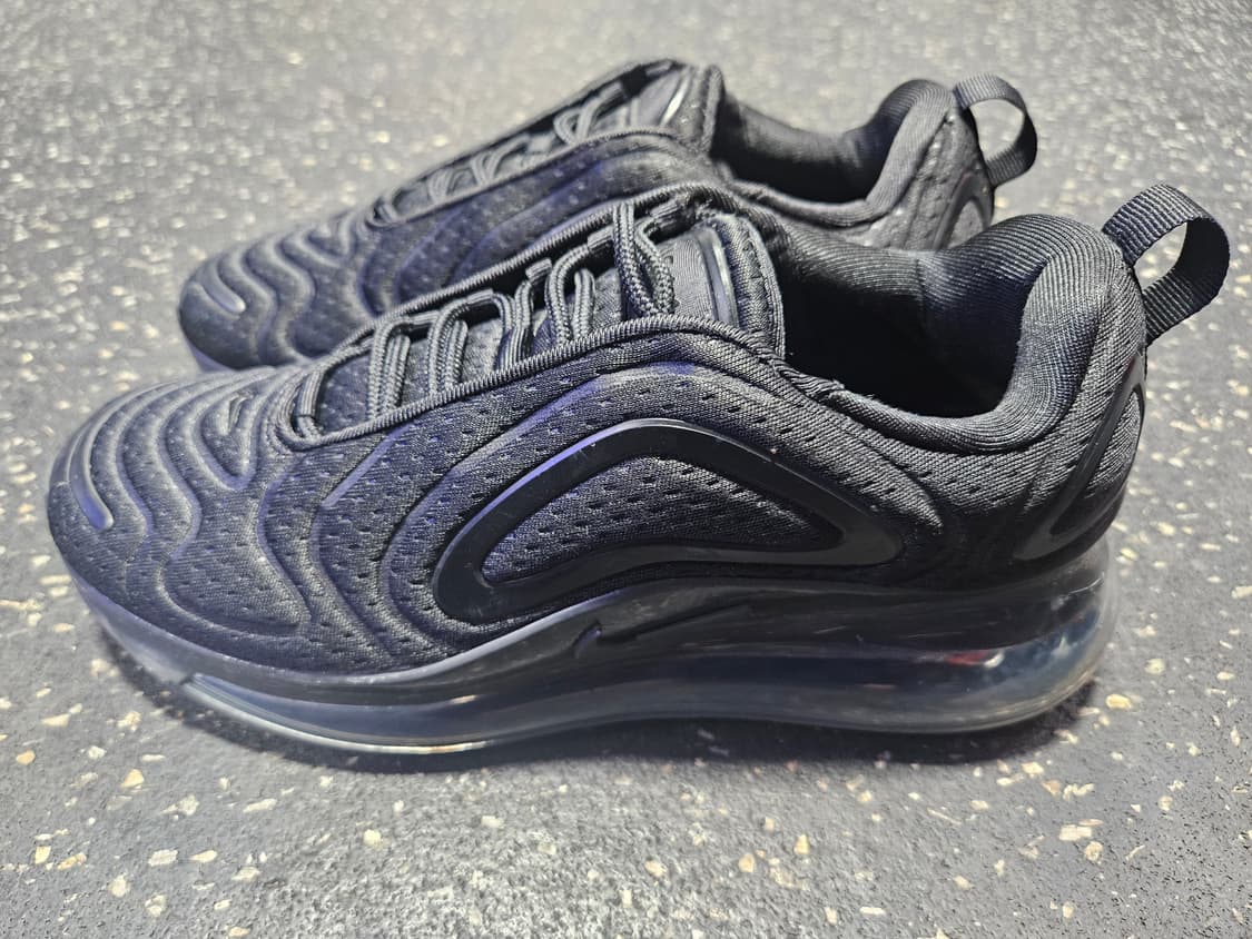 (W) 나이키 에어맥스 720 블랙 250mm 상품이미지1