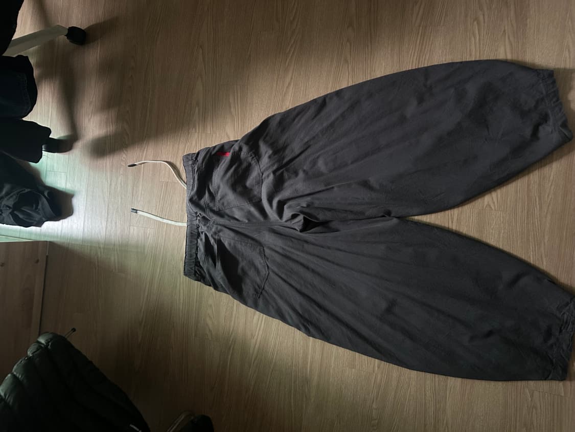 기철 벌룬팬츠 그레이 판매합니다 상품이미지3