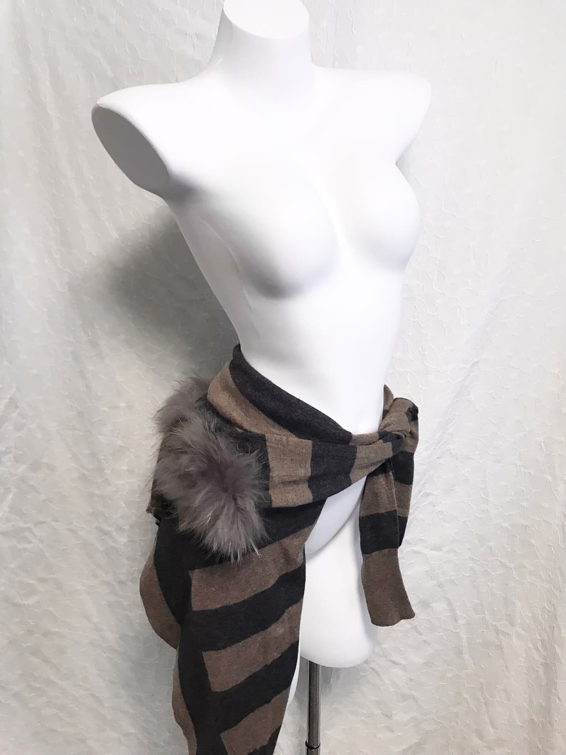 빈티지 00s y2k 라쿤퍼 드레이프 니트 가디건 상품이미지4