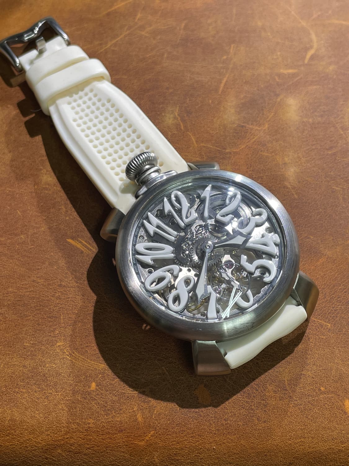 가가 밀라노 스켈레톤 48mm 시계(정품) 상품이미지5