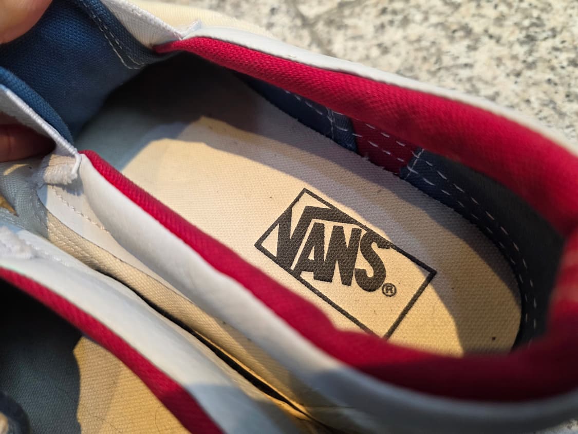 반스  아웃사이드 인 슬립온 스니커즈 상품이미지10