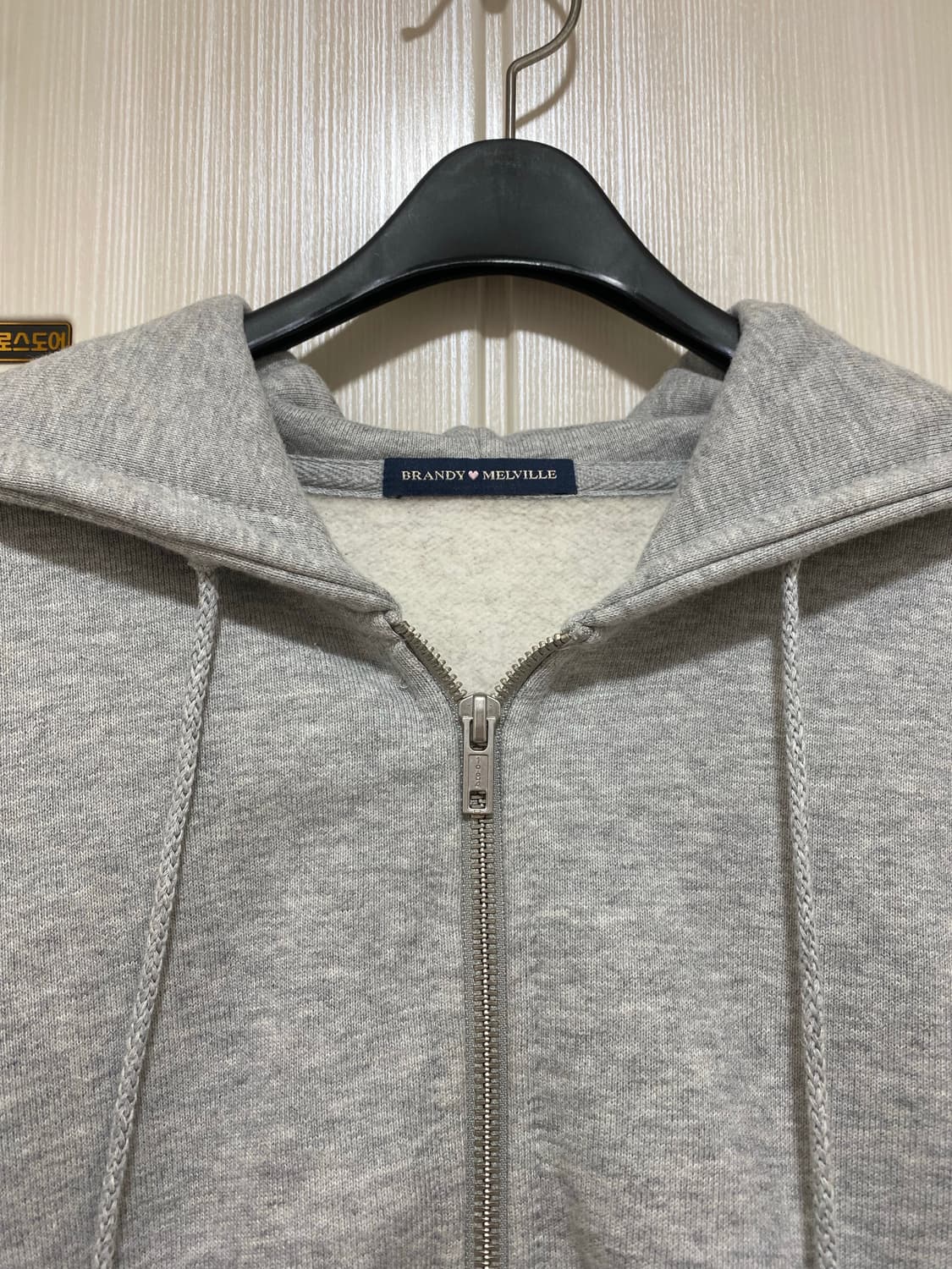 브랜디멜빌(Brandy Melville) 그레이 후드집업(새상품) 상품이미지2