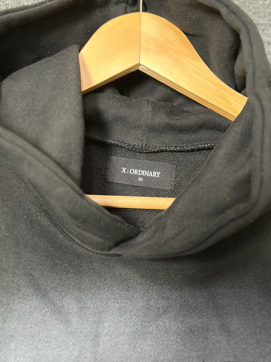 X:ORDINARY 블랙 민소매 후드티 상품이미지3