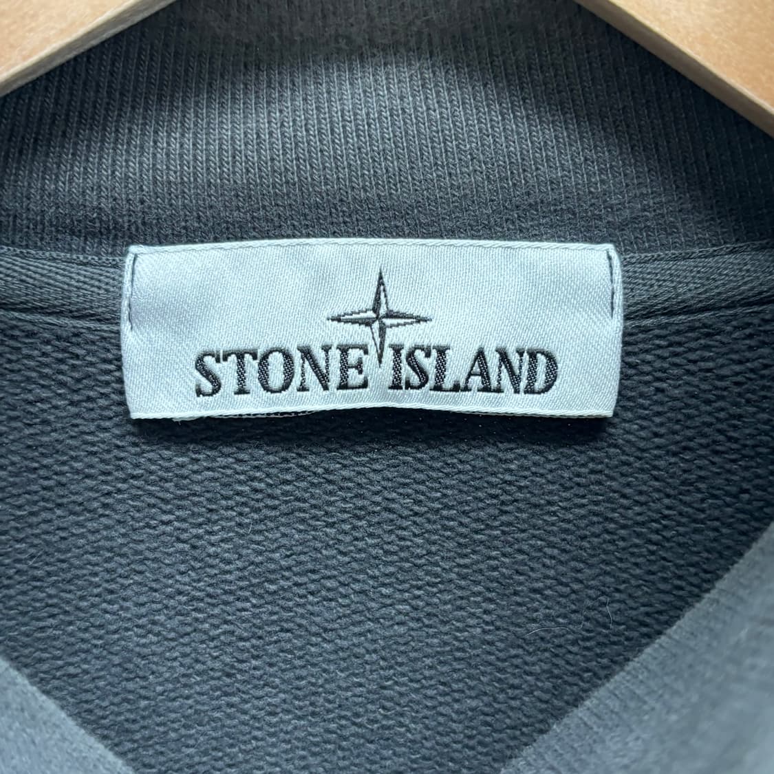 [M]스톤아일랜드 와펜패치 집업 상품이미지3