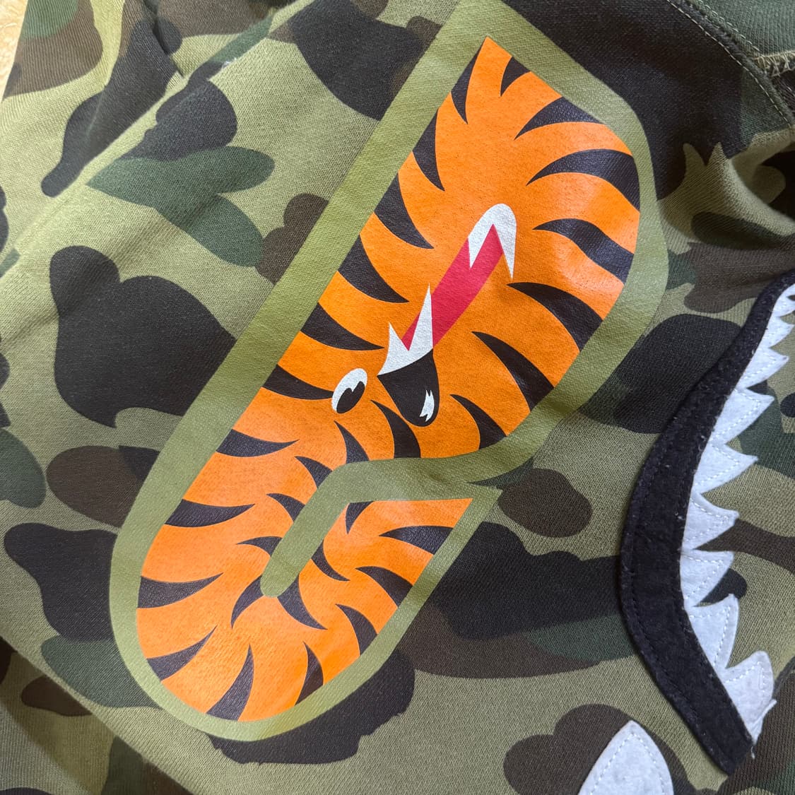 베이프 녹계 샤크 후드집업 M 정품 상품이미지7