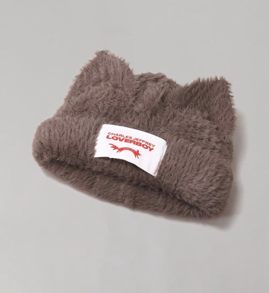 찰스제프리러버보이 24FW 플러피 청키 이어 비니 (착샷 O) 상품이미지1