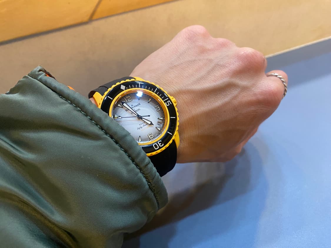 스와치X블랑팡 오션 오브 스톰 42mm 바이오 세라믹 오토메틱 옐로우 상품이미지10