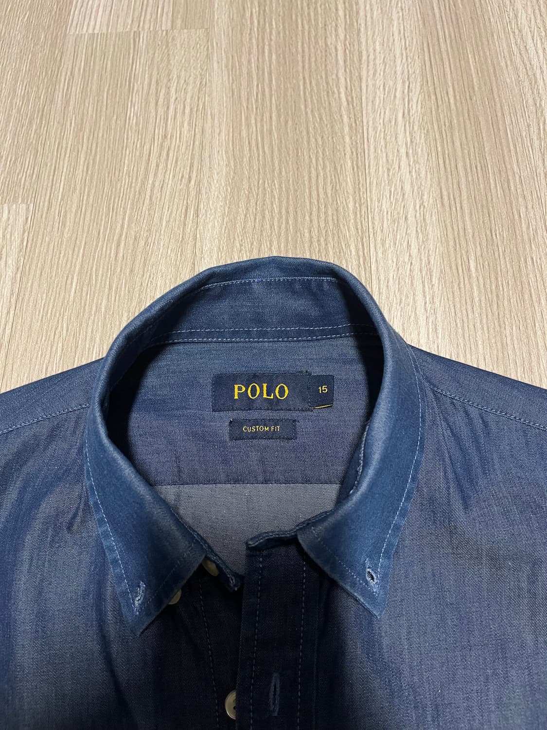 커스텀 핏 폴로 데님 반팔 셔츠 상품이미지4