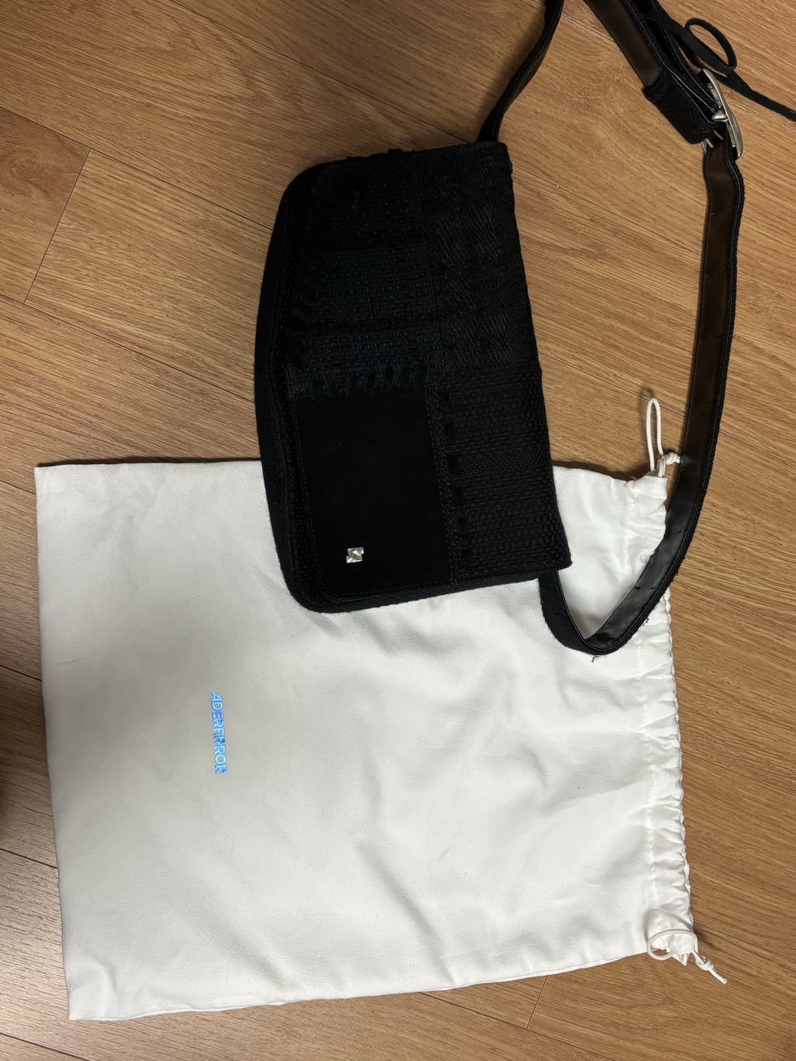 아더에러 크로스백(Prato blend belt bag) 상품이미지1