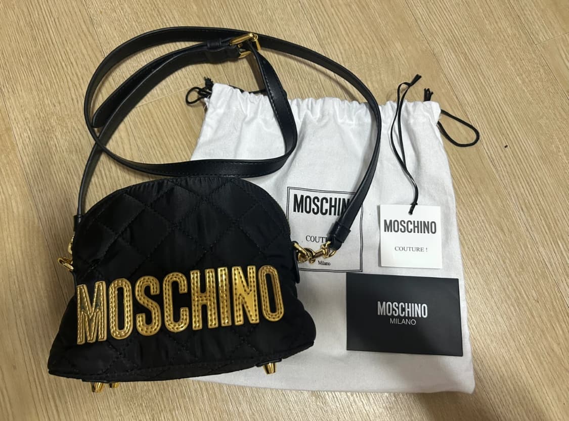 모스키노 퀄팅 미니 크로스백 상품이미지1