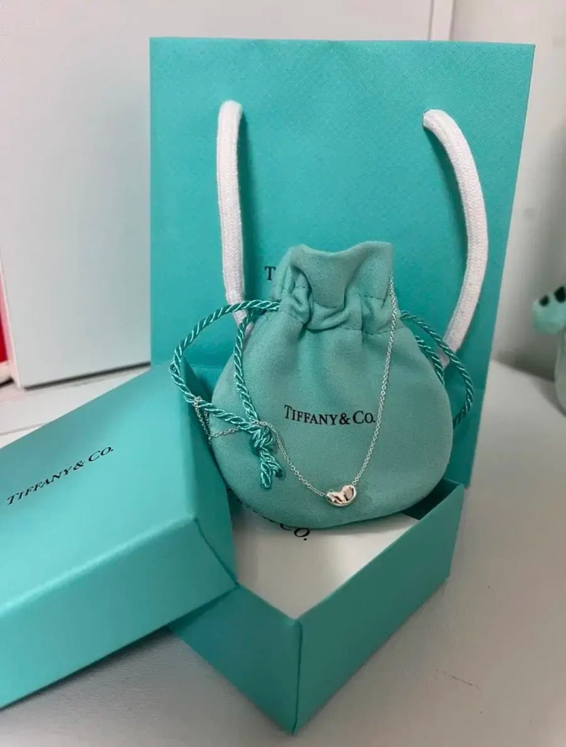 티파니앤코 빈 디자인 펜던트 9mm 네크리스 상품이미지2