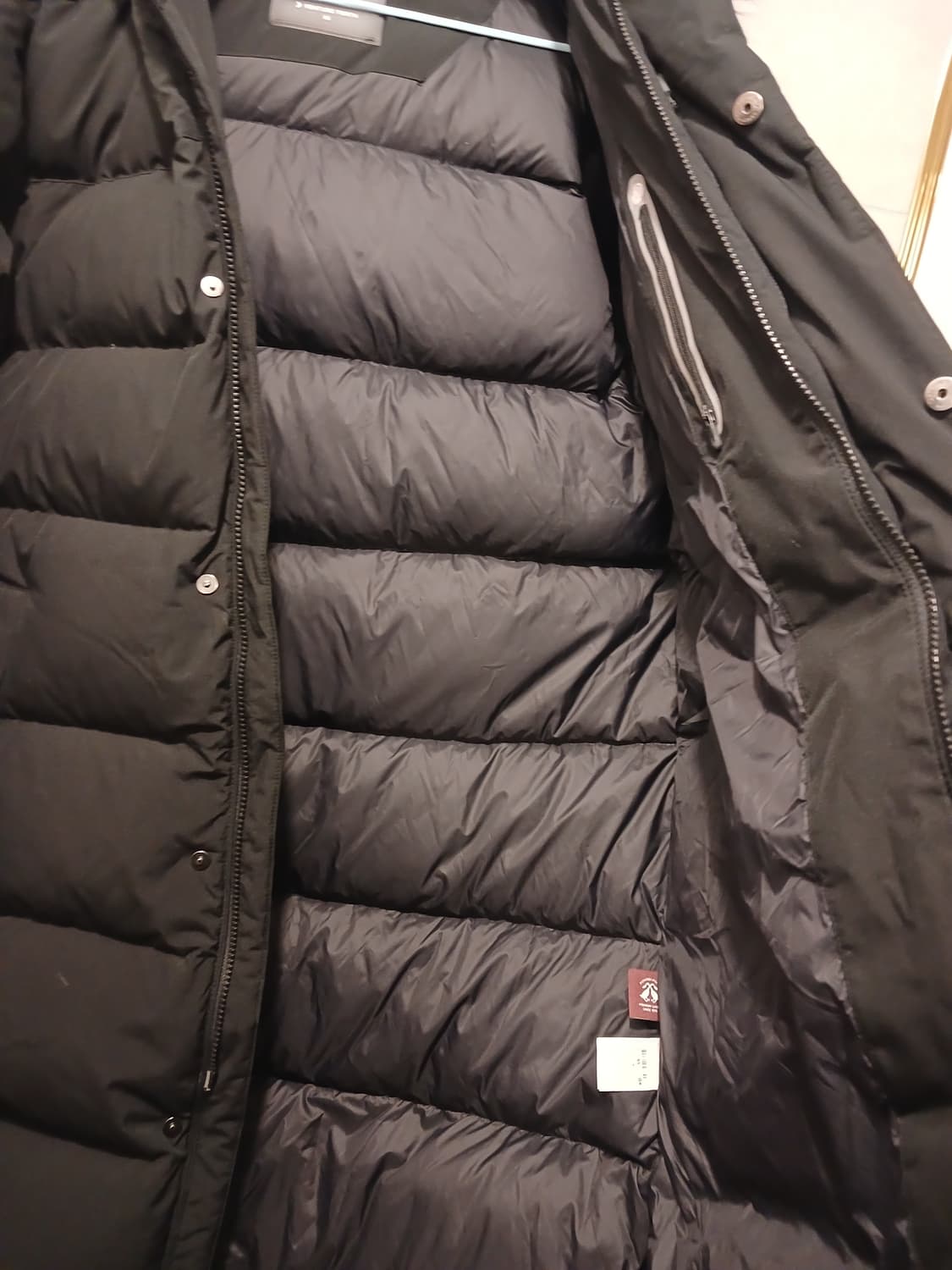 디스커버리 정품 여성 롱패딩 95 사이즈 상품이미지4