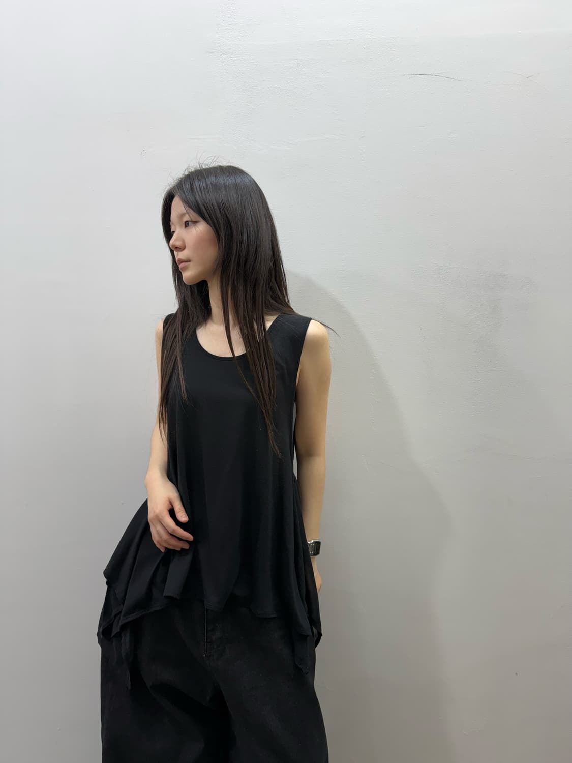 하프 시스루 그래픽 슬리브리스 상품이미지4