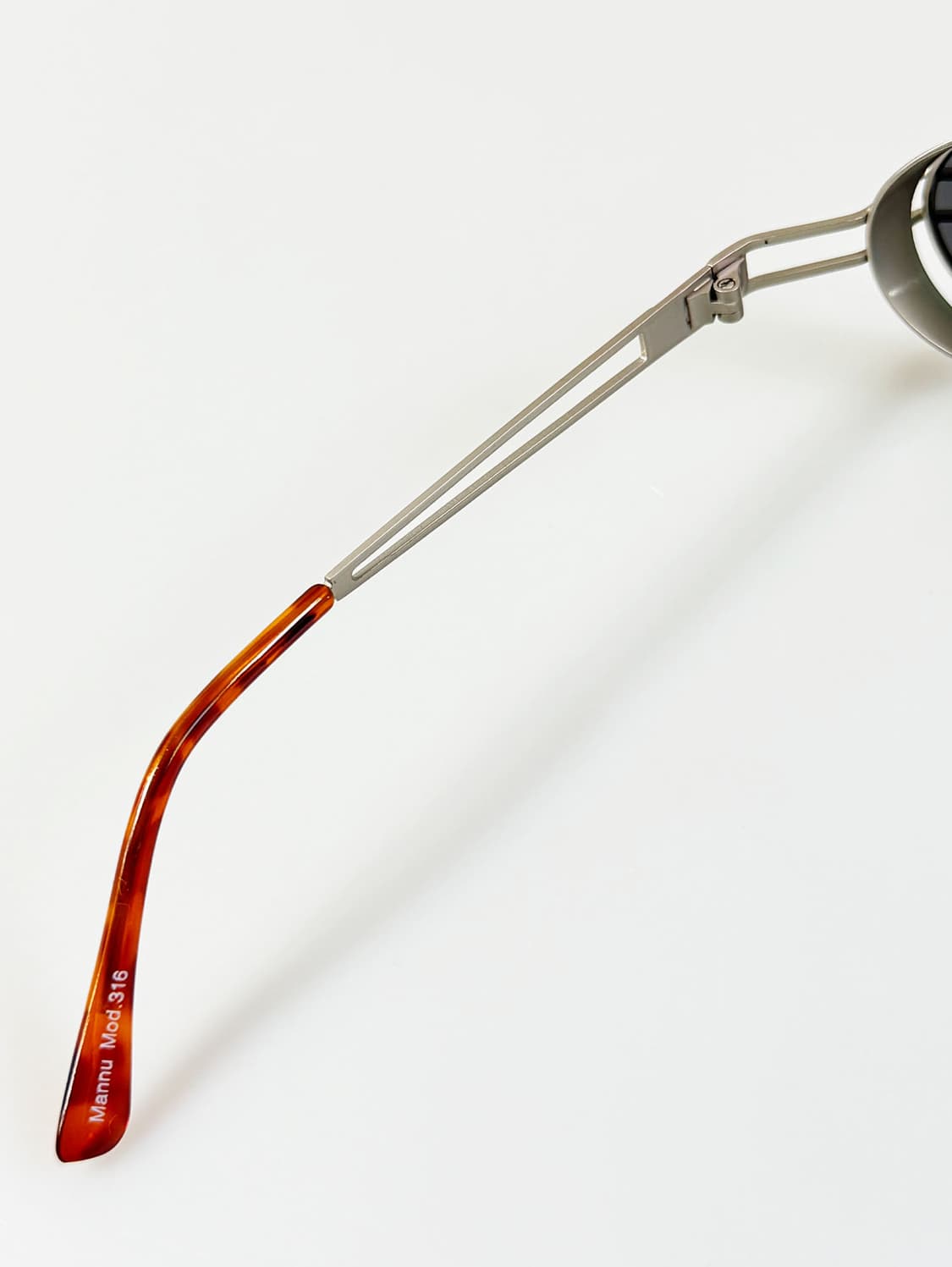 90s MANNU 실버 오벌 메탈 프레임 빈티지 선글라스 상품이미지7