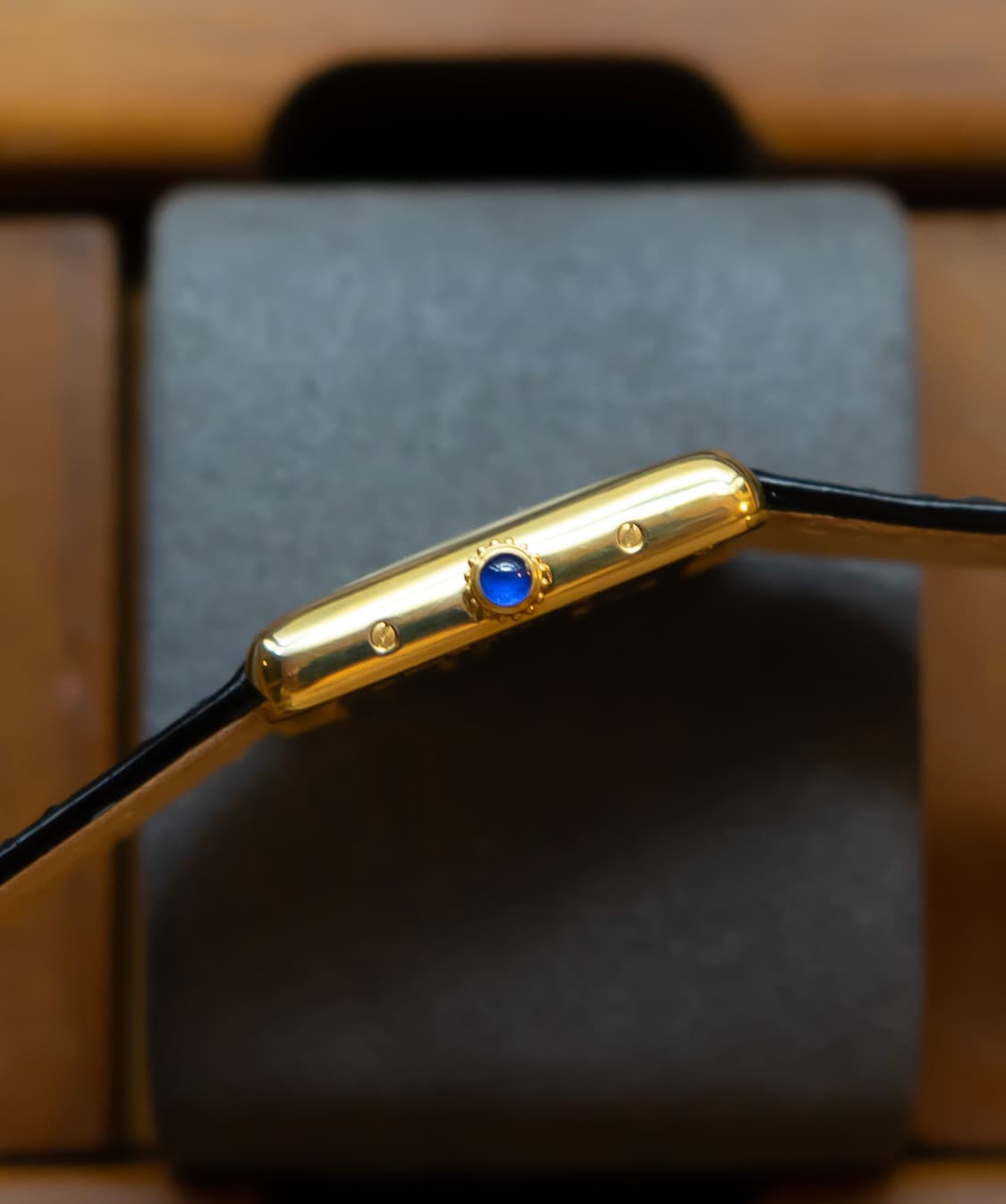 까르띠에 머스트 탱크 M 미디움 쿼츠 시계 상품이미지3