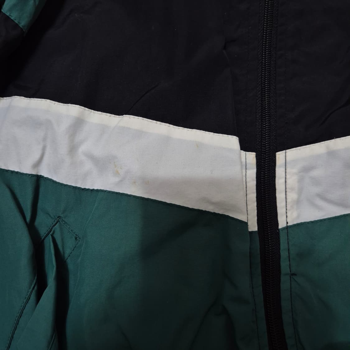 어텐션 올드스쿨 로고 바람막이 집업자켓 상품이미지5