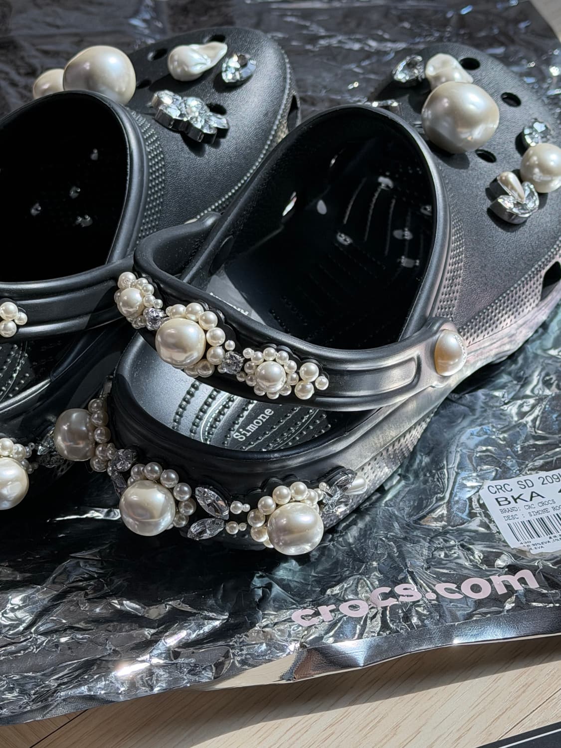 크록스 x 시몬 로샤 클래식 클로그 블랙 상품이미지5