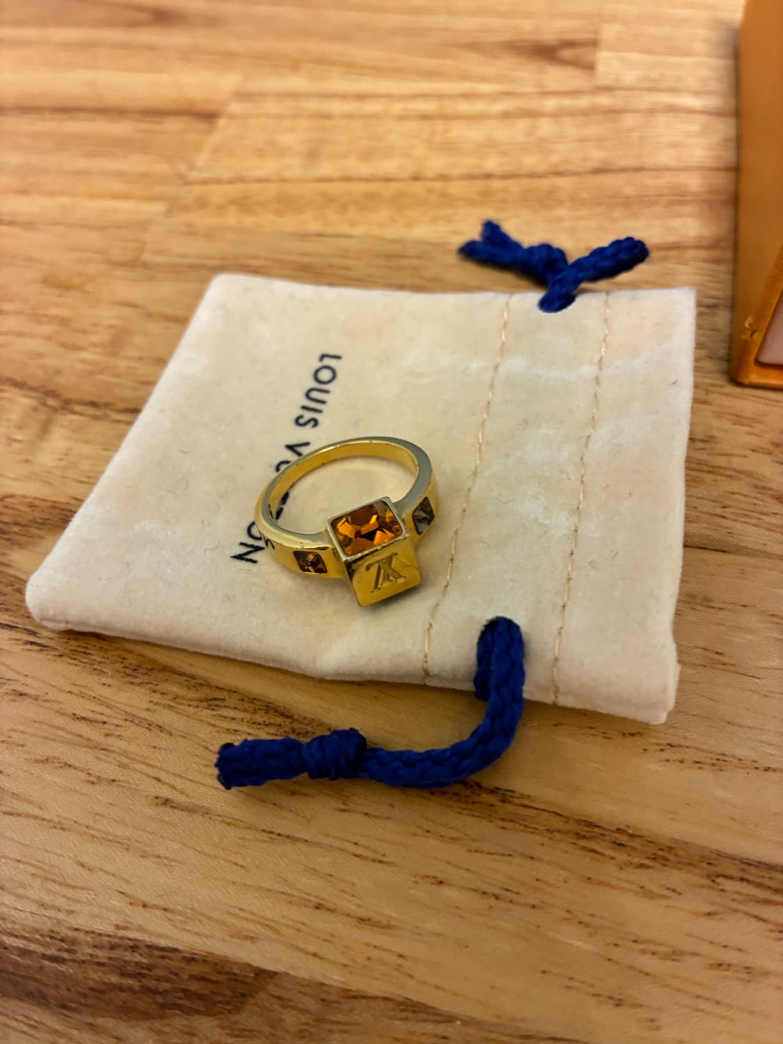 루이비통 여성반지 상품이미지2