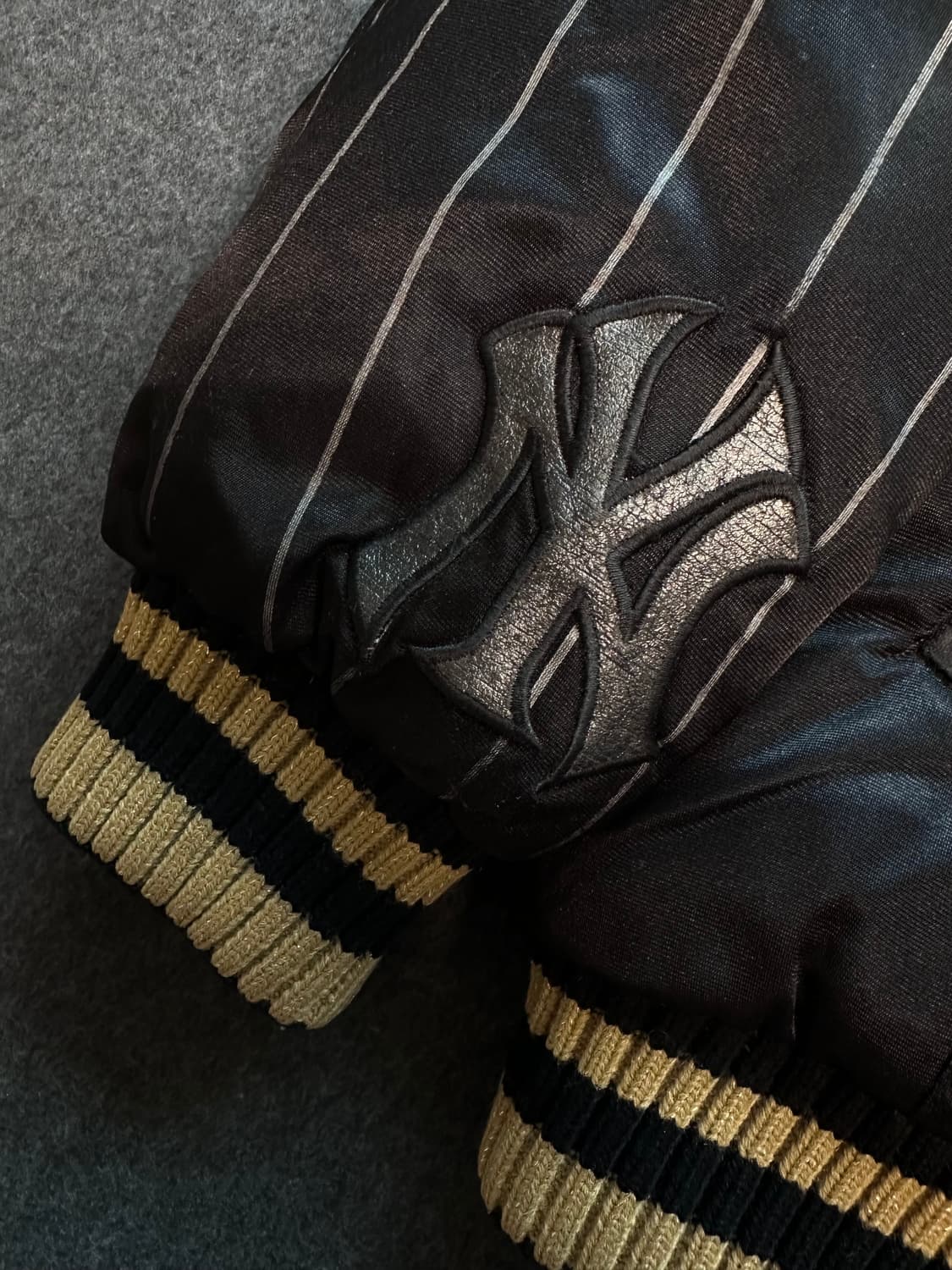 MLB 뉴욕양키스 스트라이프 후드 야구점퍼 바시티자켓 패딩점퍼 상품이미지4