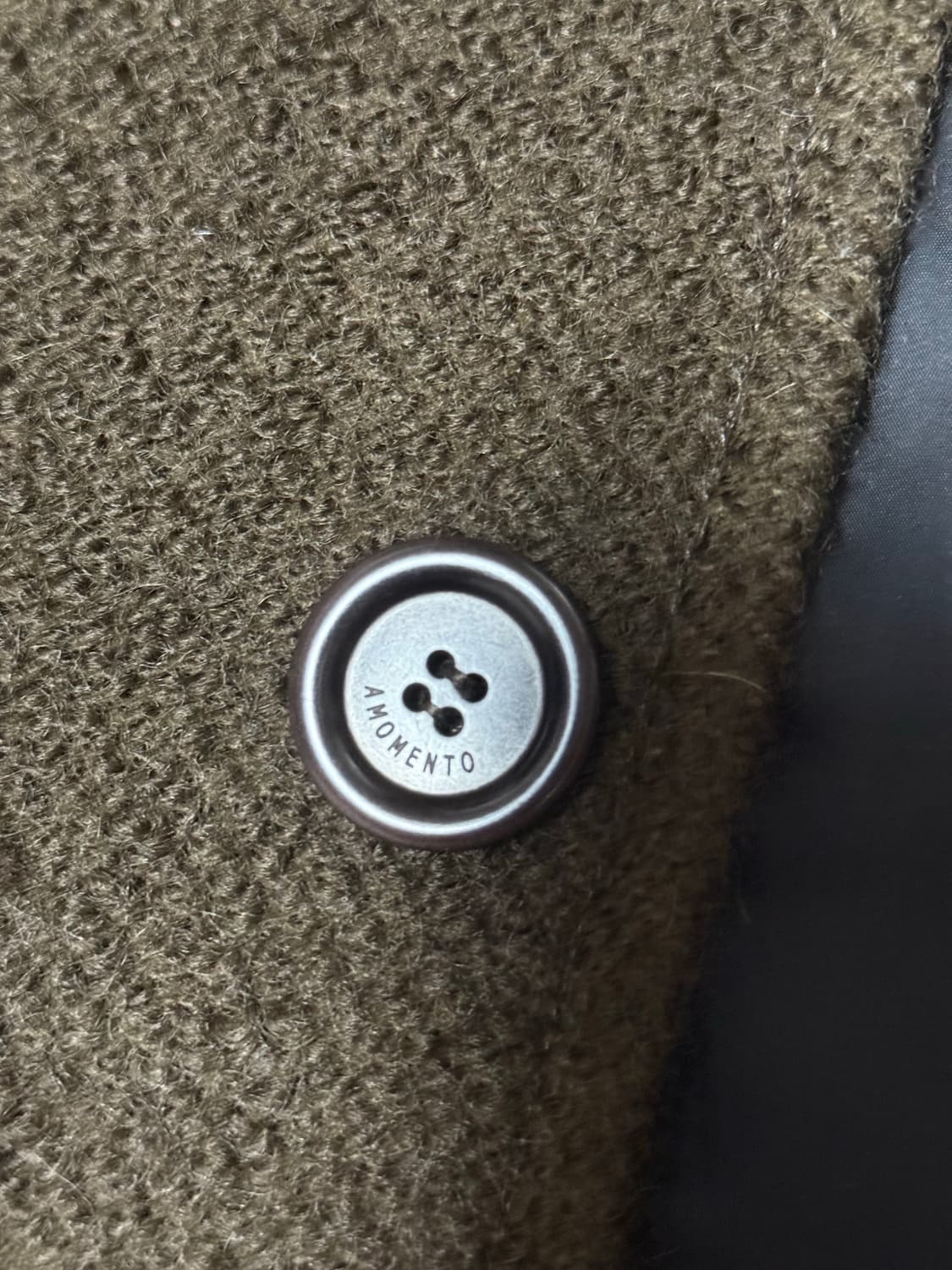 아모멘토 23fw 하프코트 브라운 상품이미지5