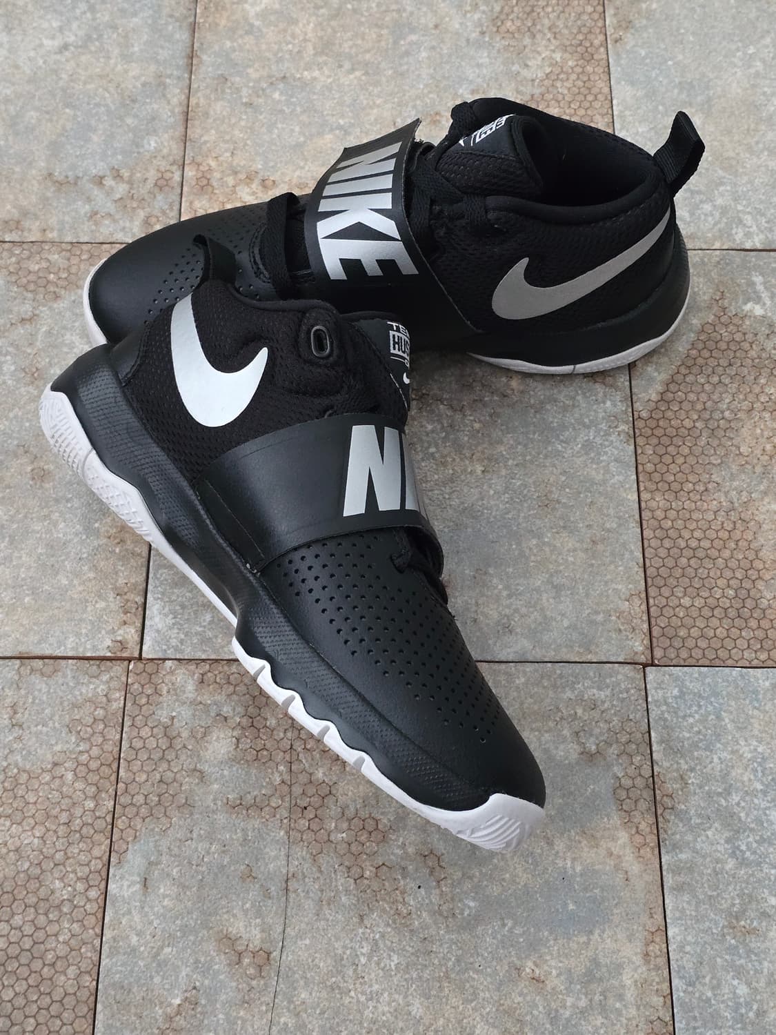 (230)나이키 팀 허슬 d 8 블랙  상품이미지4