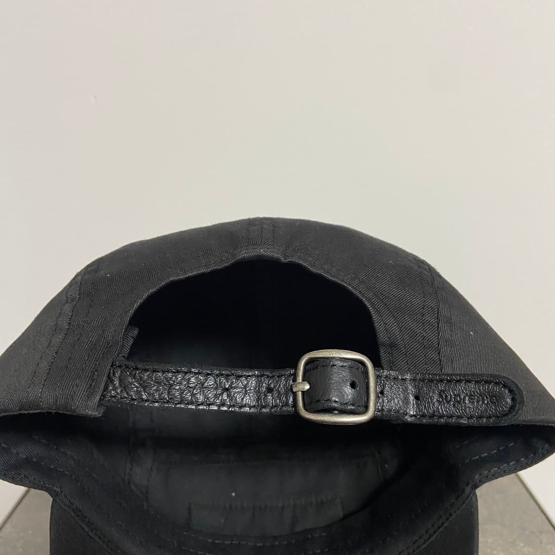 슈프림 워시드 블랙 레더 스트랩 박스로고 캠프캡 모자 상품이미지5