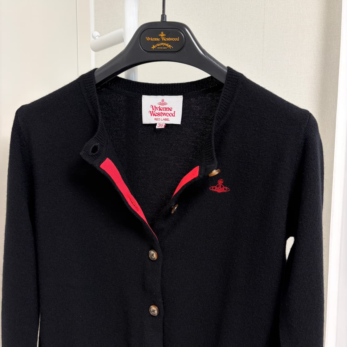 신상 비비안웨스트우드 베이직 울 가디건-블랙 상품이미지7