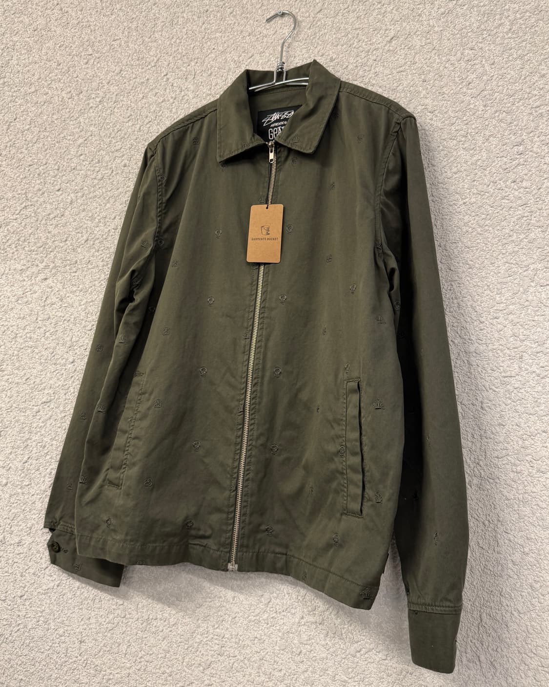 스투시 스컬 자수 스윙탑 상품이미지1