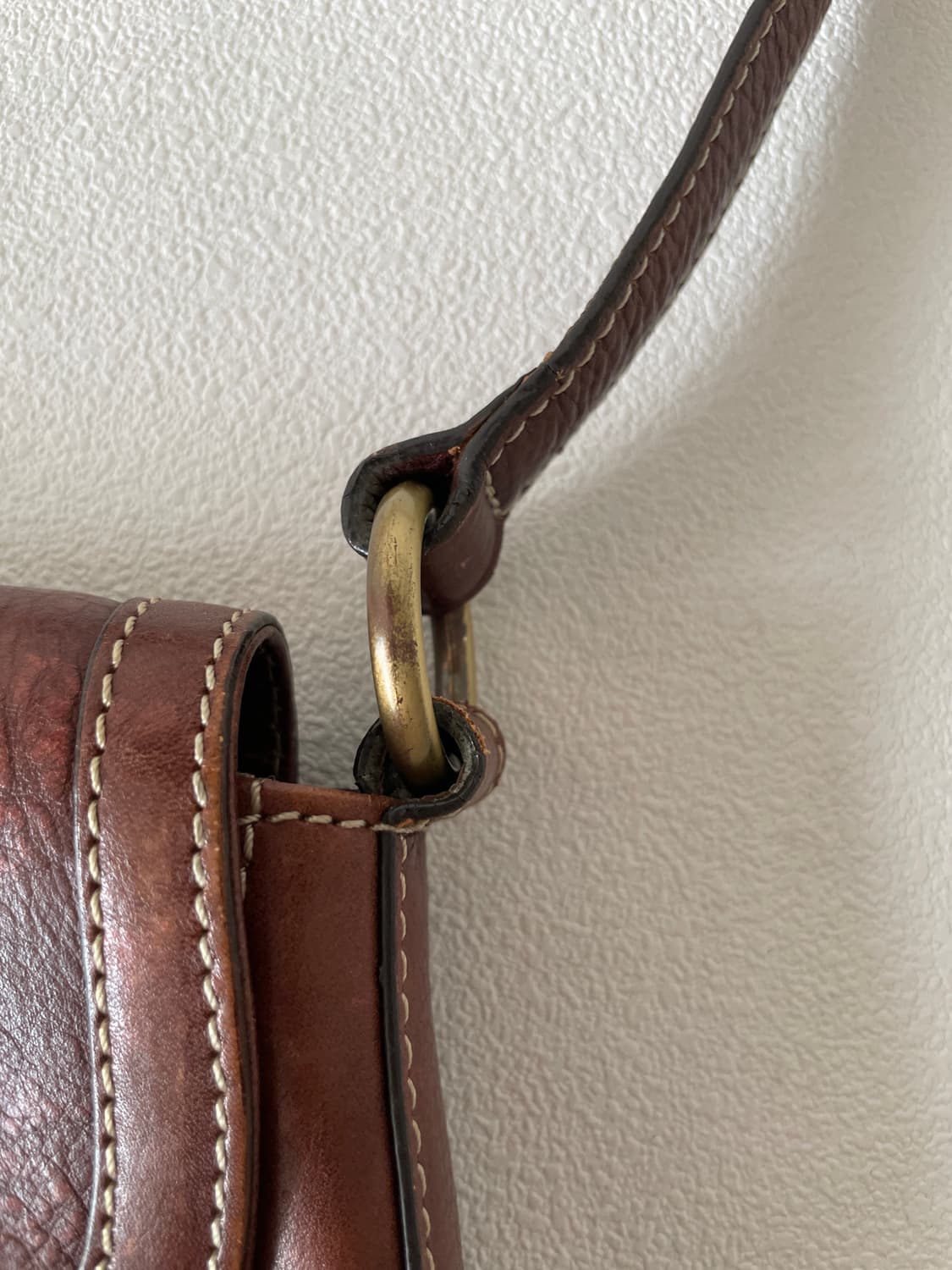 앤클라인(ANNE KLEIN) 레더 크로스백 상품이미지4