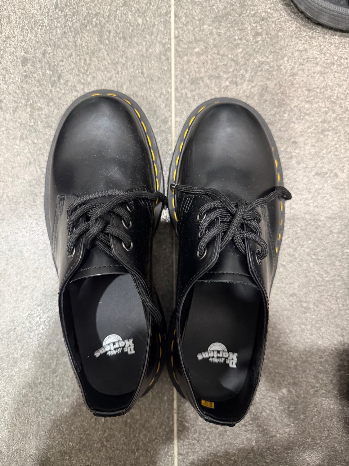 닥터마틴 쿼드 블랙 상품이미지3