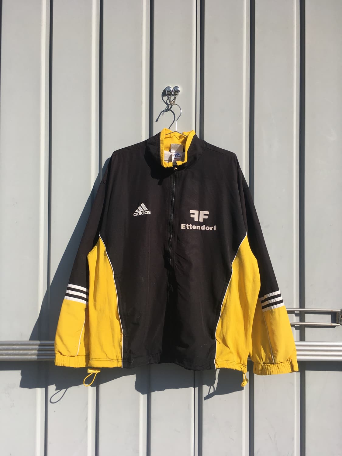 아디다스 90년대 빈티지 블랙 옐로우 바람막이 자켓 상품이미지1