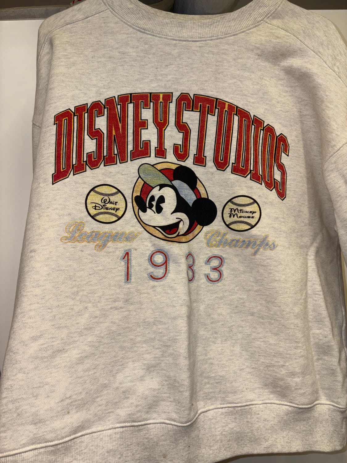 빈티지 디즈니 스튜디오 맨투맨 상품이미지1