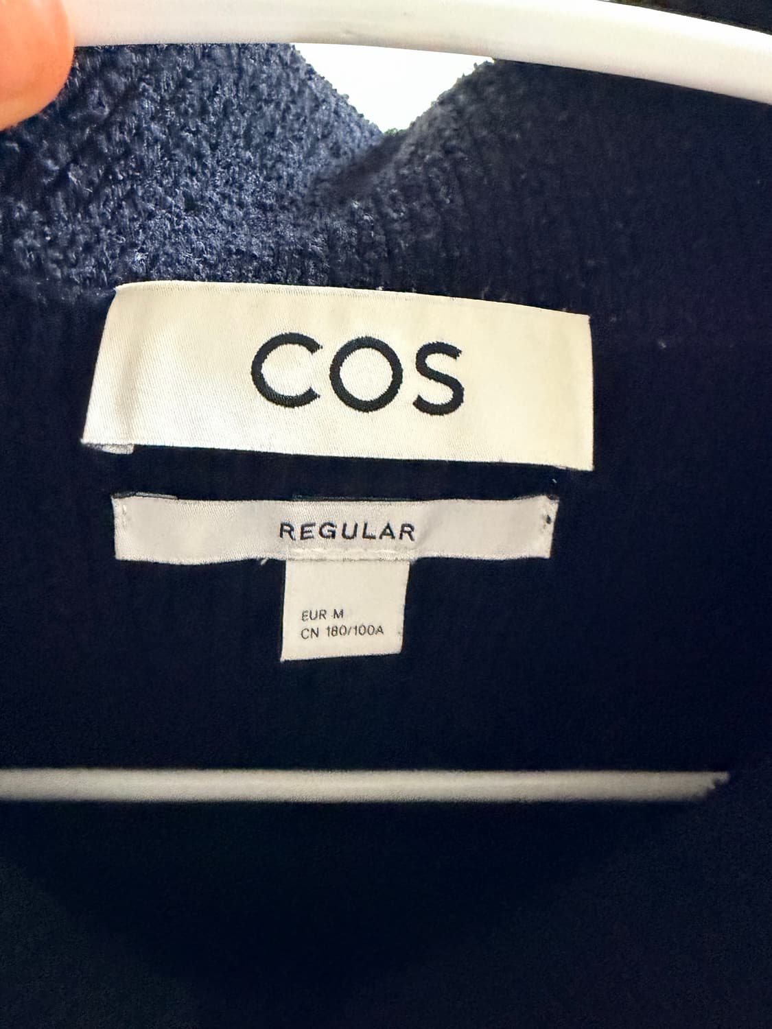 코스cos 부클레 니트 가디건 남성 m 상품이미지5