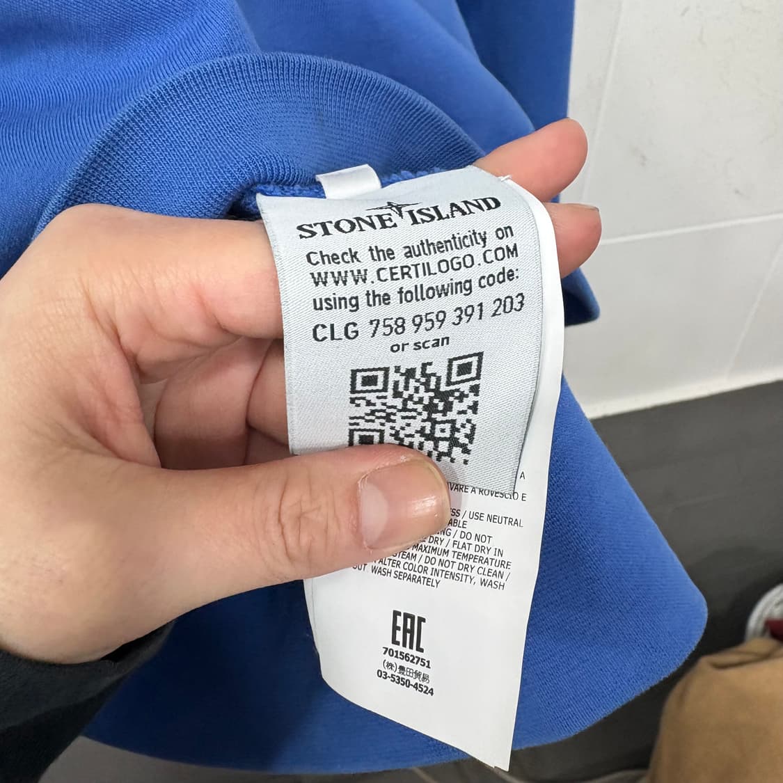 스톤아일랜드 시그니처 와펜 로고 패치 크루넥 스웨트셔츠 상품이미지4