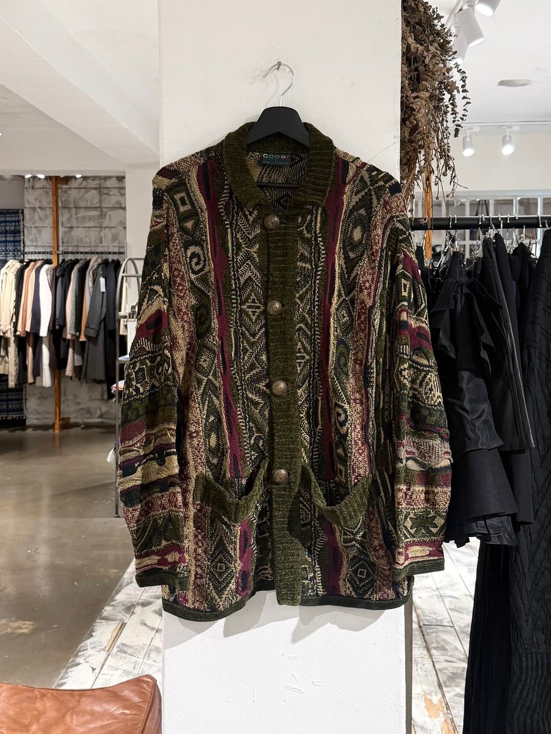 쿠지 그린 에스닉 멀티 케이블 버튼 가디건 상품이미지1