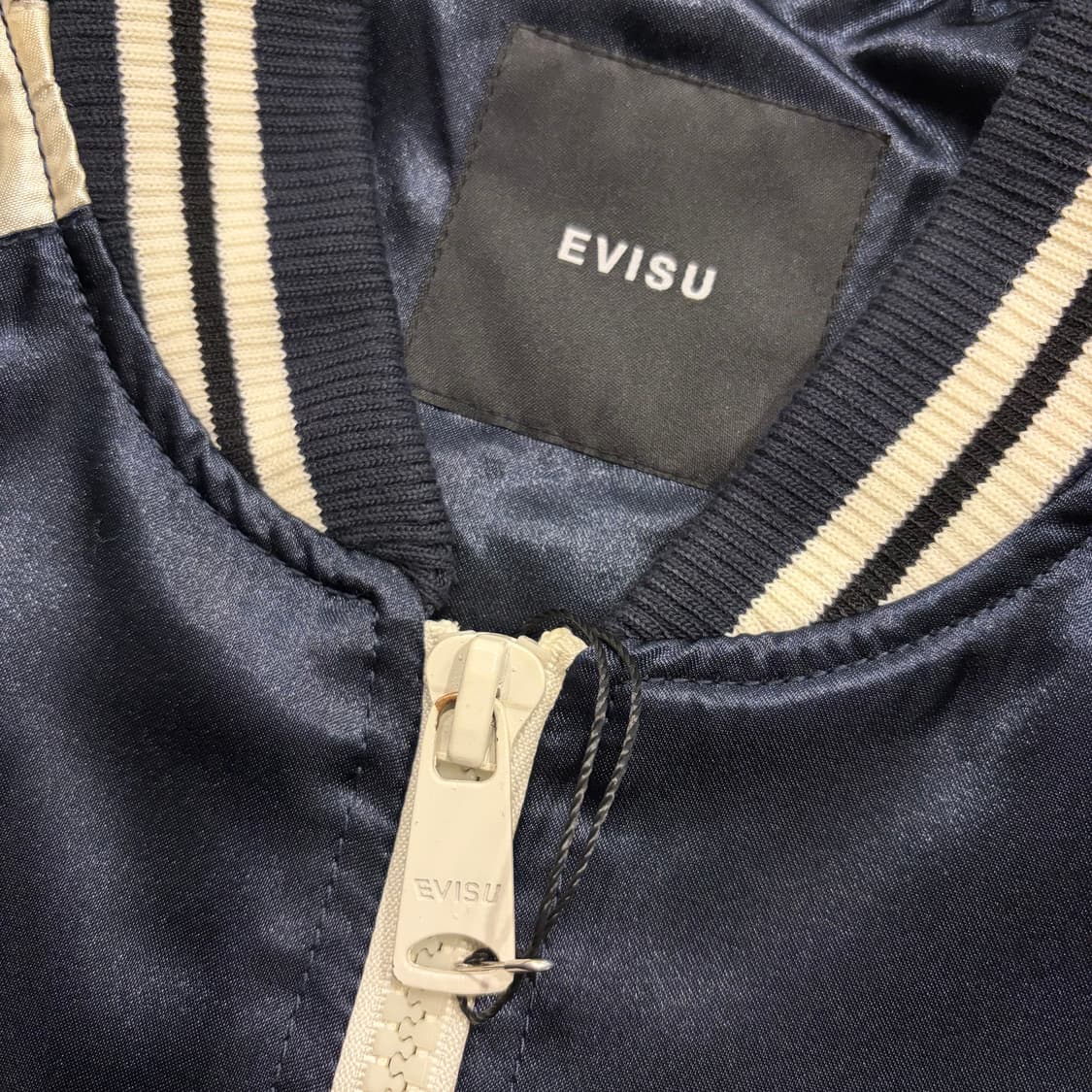 [95] 에비수 자수 봉황 점퍼 블랙/골드 스카쟌 D50 상품이미지4