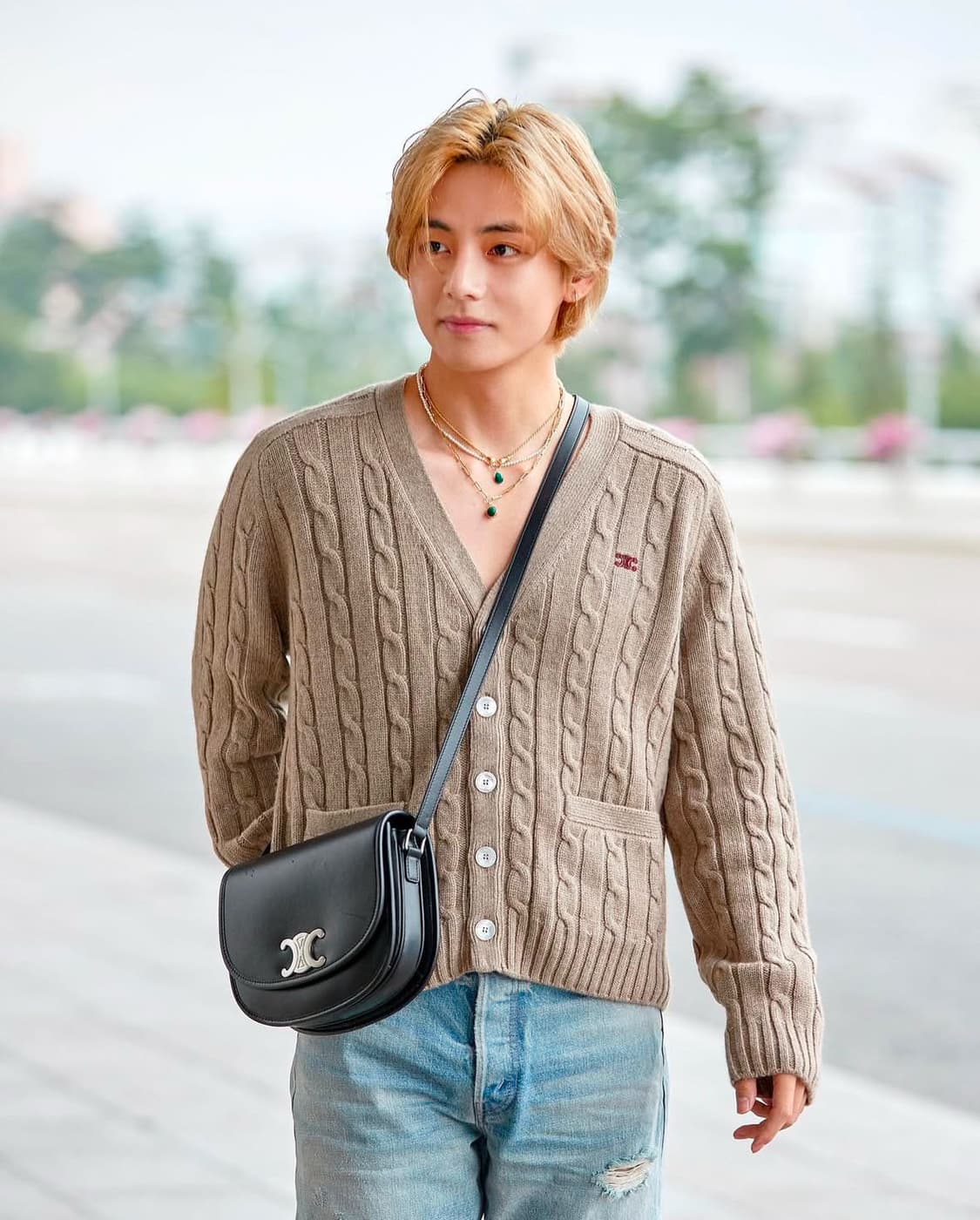 셀린느 23F/W 캐시미어 케이블 가디건 상품이미지1