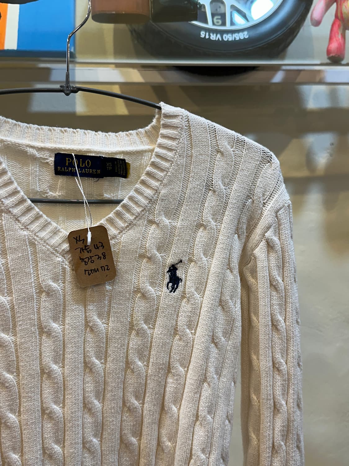 폴로 랄프로렌 케이블 니트 브이넥 스웨터 화이트 XS 상품이미지2