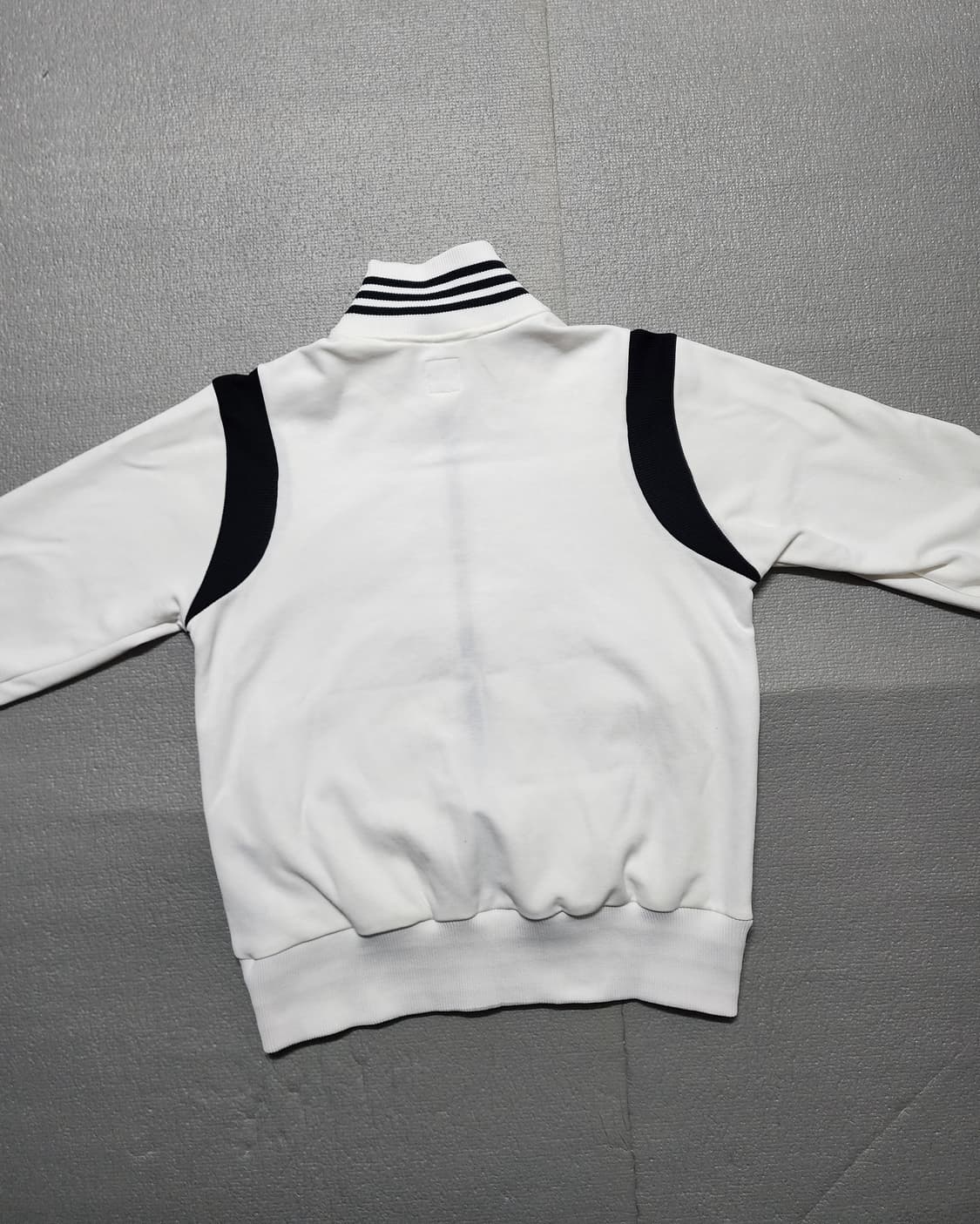 아디다스 올드스쿨 클럽 화이트 트랙탑 져지 자켓 상품이미지4