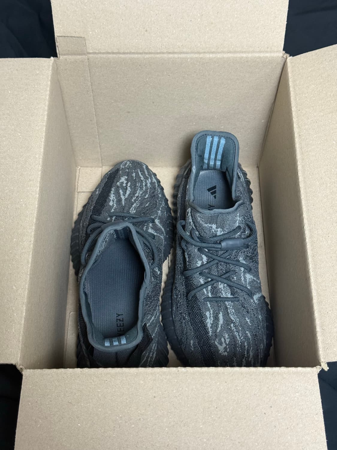 아디다스 이지부스트 350V2 mx dark salt 285 상품이미지2