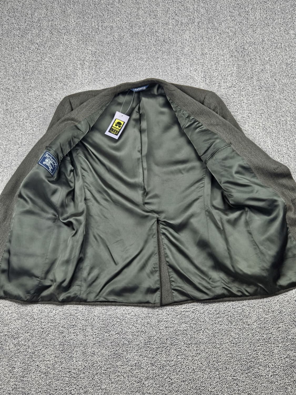 버버리 투 버튼 블레이저 싱글 자켓 ( 40 R ) / 10079 상품이미지4