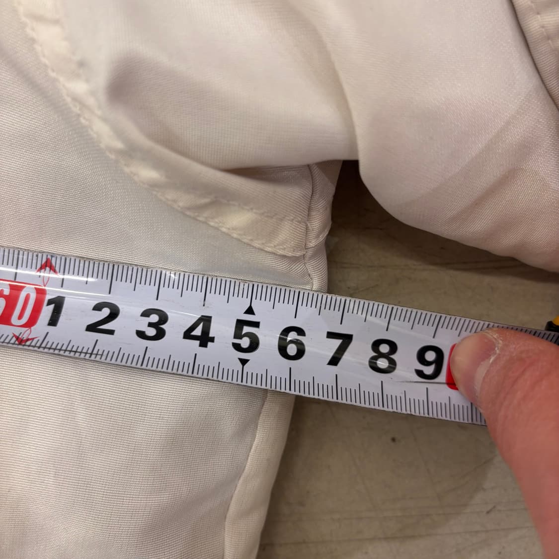 나이키 스우시 올드스쿨 화이트 점퍼 상품이미지5