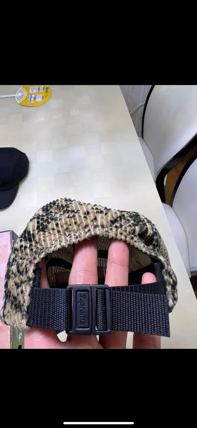 슈프림 스네이크스킨 코듀로이 캠프캡 상품이미지2