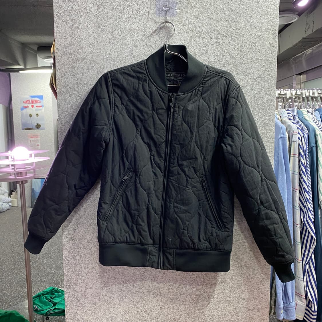 리바이스 웨이브 퀄팅 미니멀 집업B4333 상품이미지2