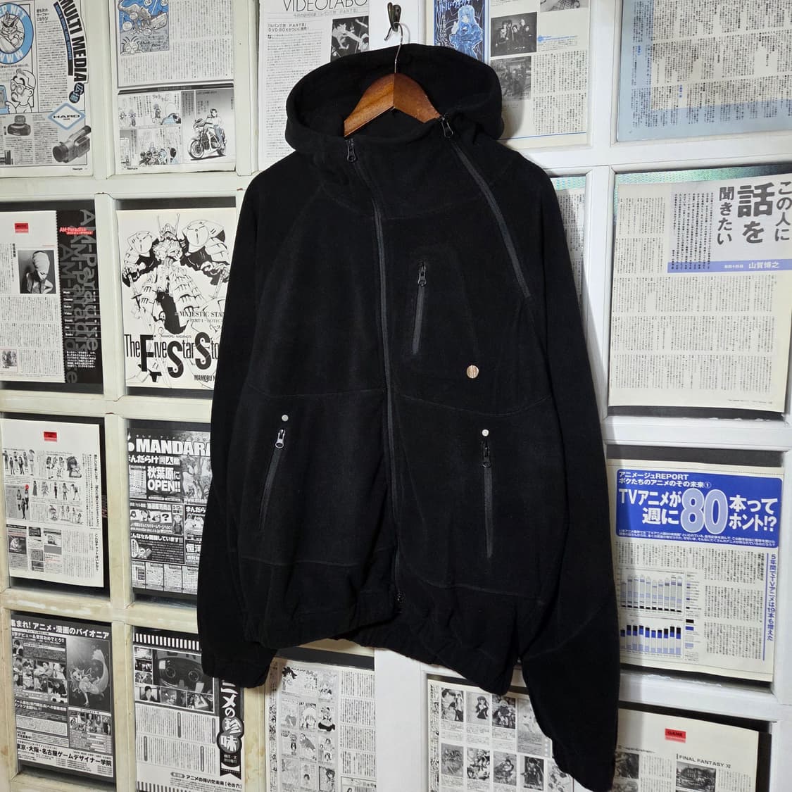 로어링라드 사선 지퍼 절개 블랙 플리스 집업 상품이미지1